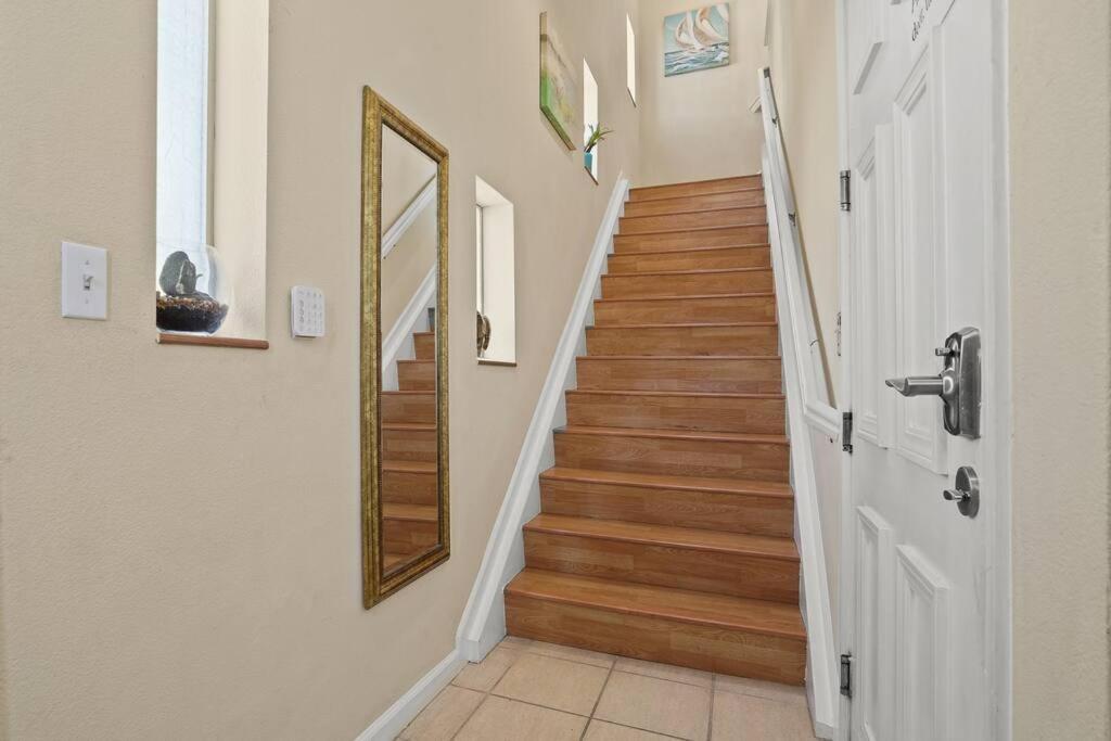Beautiful Spacious House 2Br / 4Br In Silver Terrace San Francisco Exterior photo